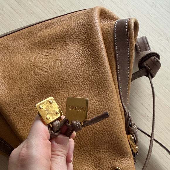 Vintage Loewe Tan and Brown Women's Bucket bag - Picture 4 of 7
